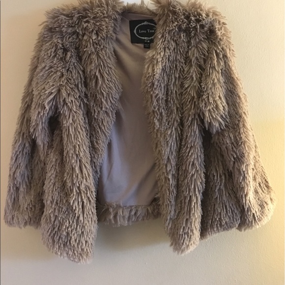 NWT Beige Furry Bolero Jacket-SMALL (11) - Picture 3 of 5