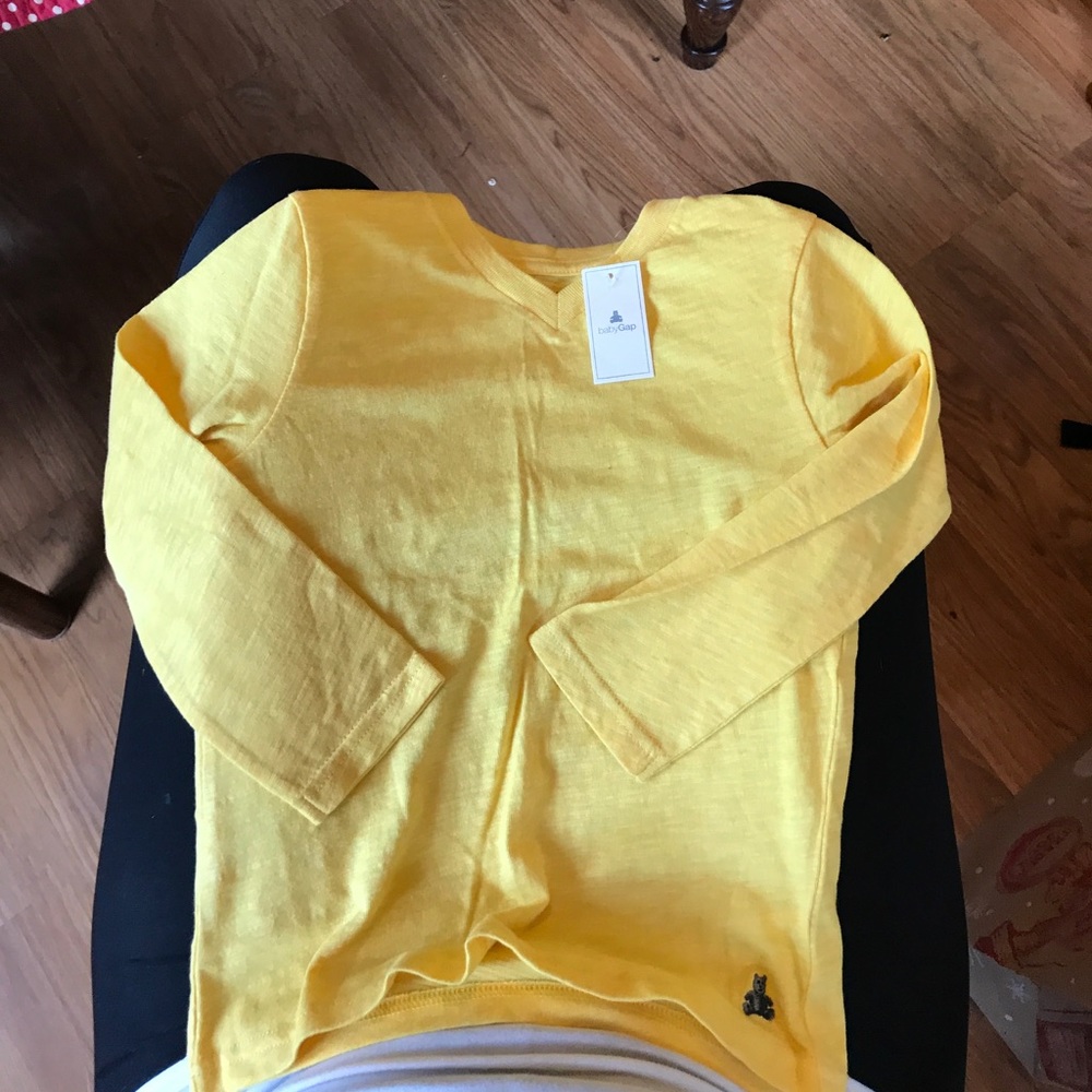 Boys Baby Gap yellow long sleeve Vneck