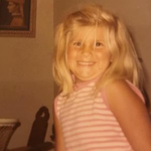 Meet your Posher, Becky