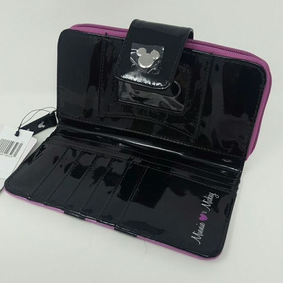 ❌SOLD❌ Disney Parks Embossed Loungefly Wallet - Picture 3 of 8