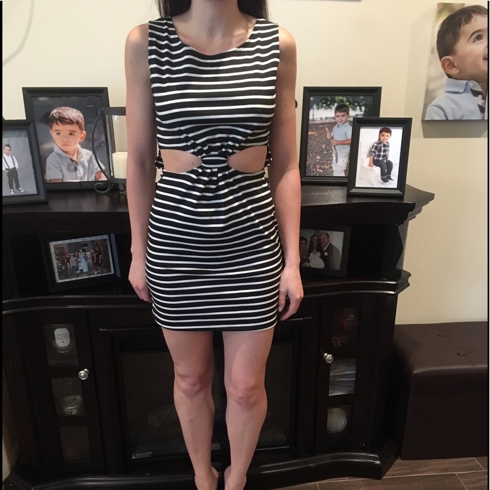 NWOT  cut out dress! Perfect for summer!