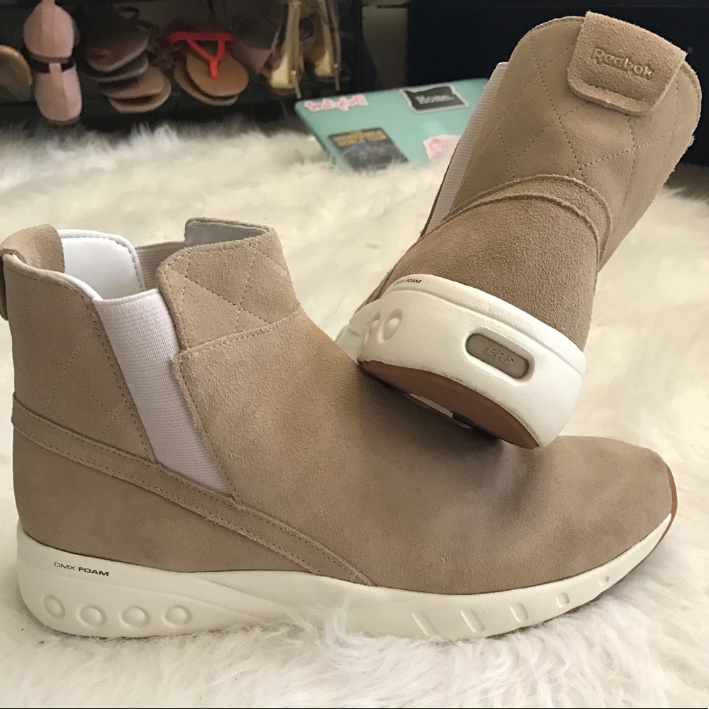 DMX Foam Faux-Suede Reeboks