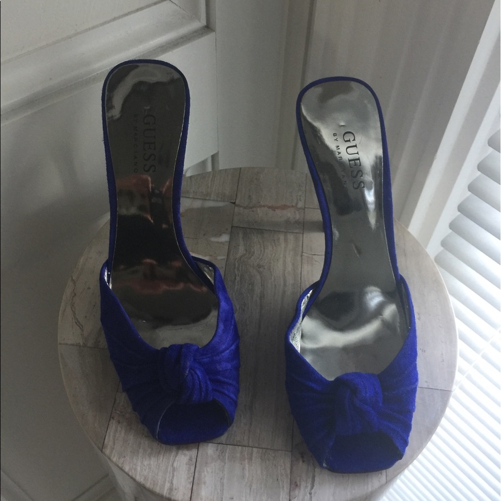 Guess sexy suede royal blue sandals.