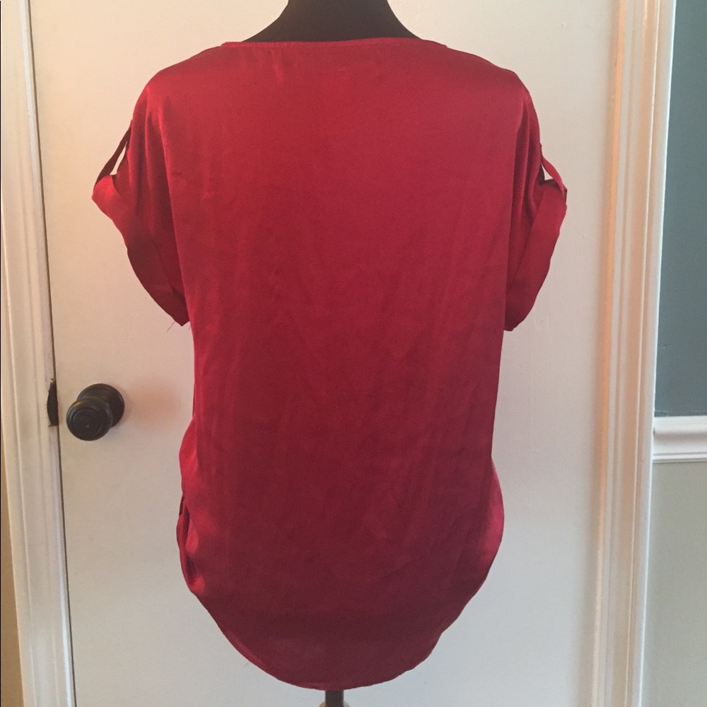 Cute Red Top - Picture 3 of 4