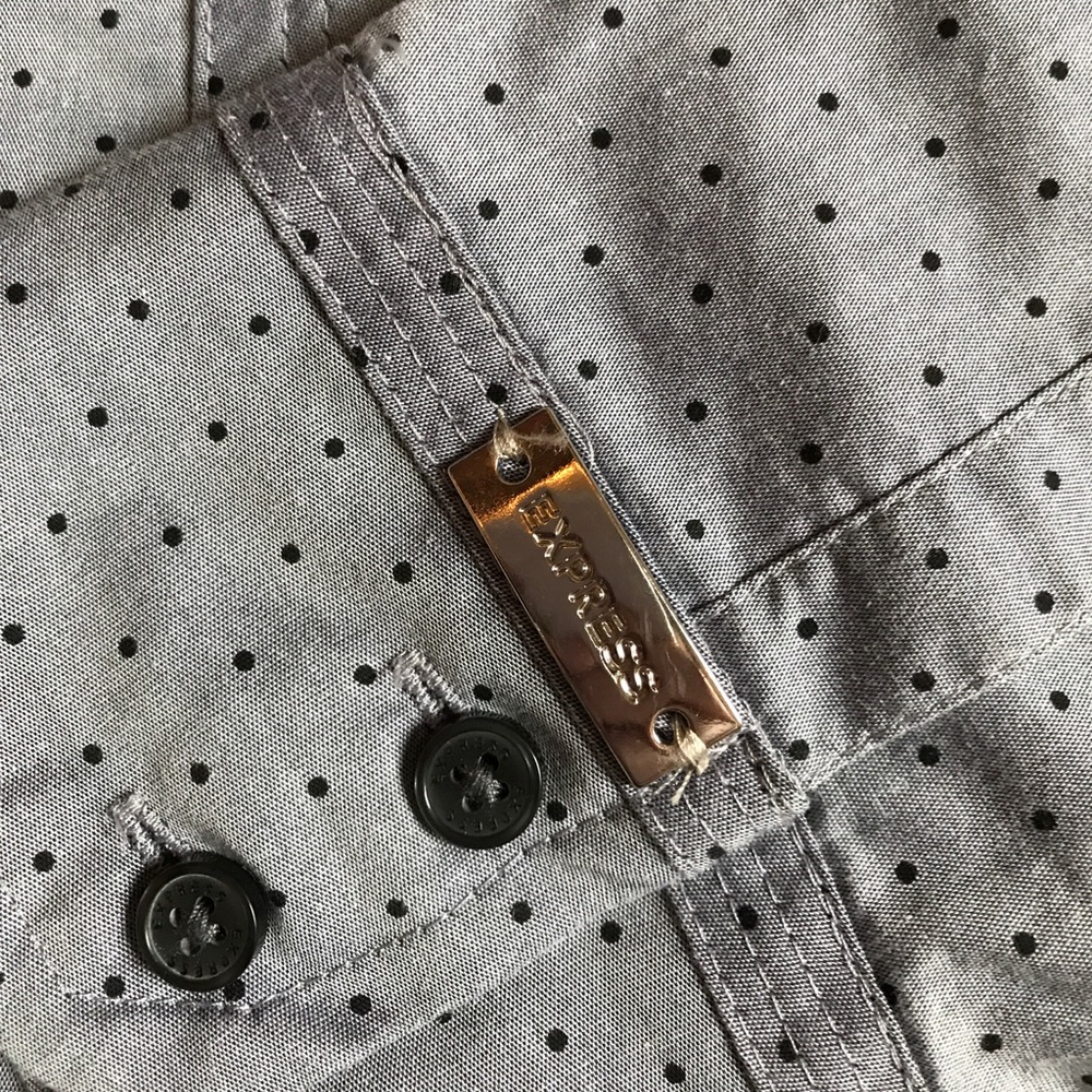 Express button down - Picture 2 of 3