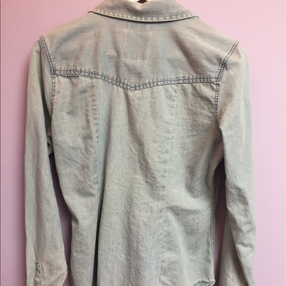 American eagle deminm button down - Picture 3 of 3