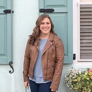 Meet your Posher, Lauren