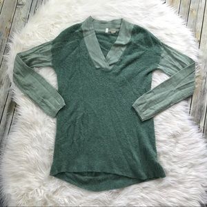 [Moth] Green Sweater