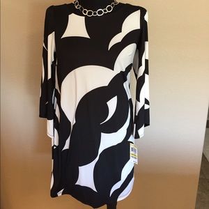 NWT INC international long sleeved dress