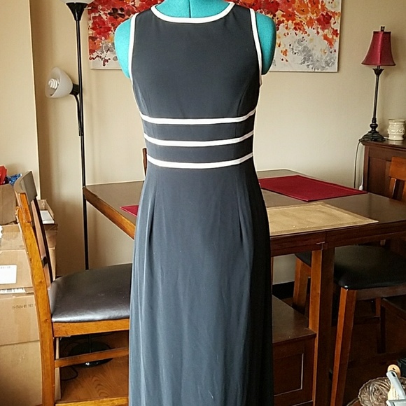 Adrianna Papell Dresses & Skirts - MOVING SALE! Floor-Length Open Back Dress
