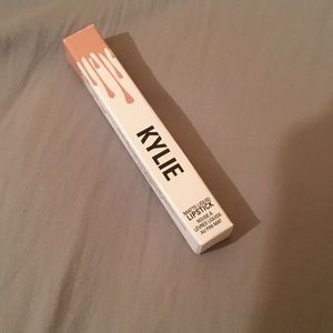 Kylie Jenner matte liquid lipstick Koko K
