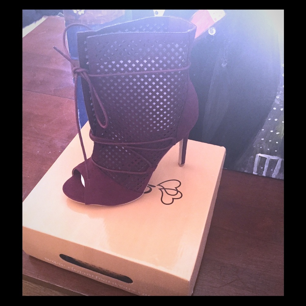 Tall lace up bootie wine color