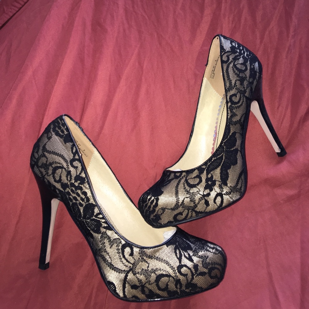 Bamboo Lace Pumps (8) (Gala) With Hidden Platform