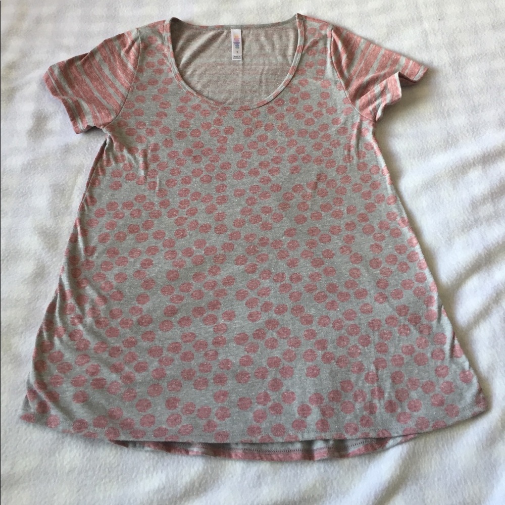 Lularoe classic tee