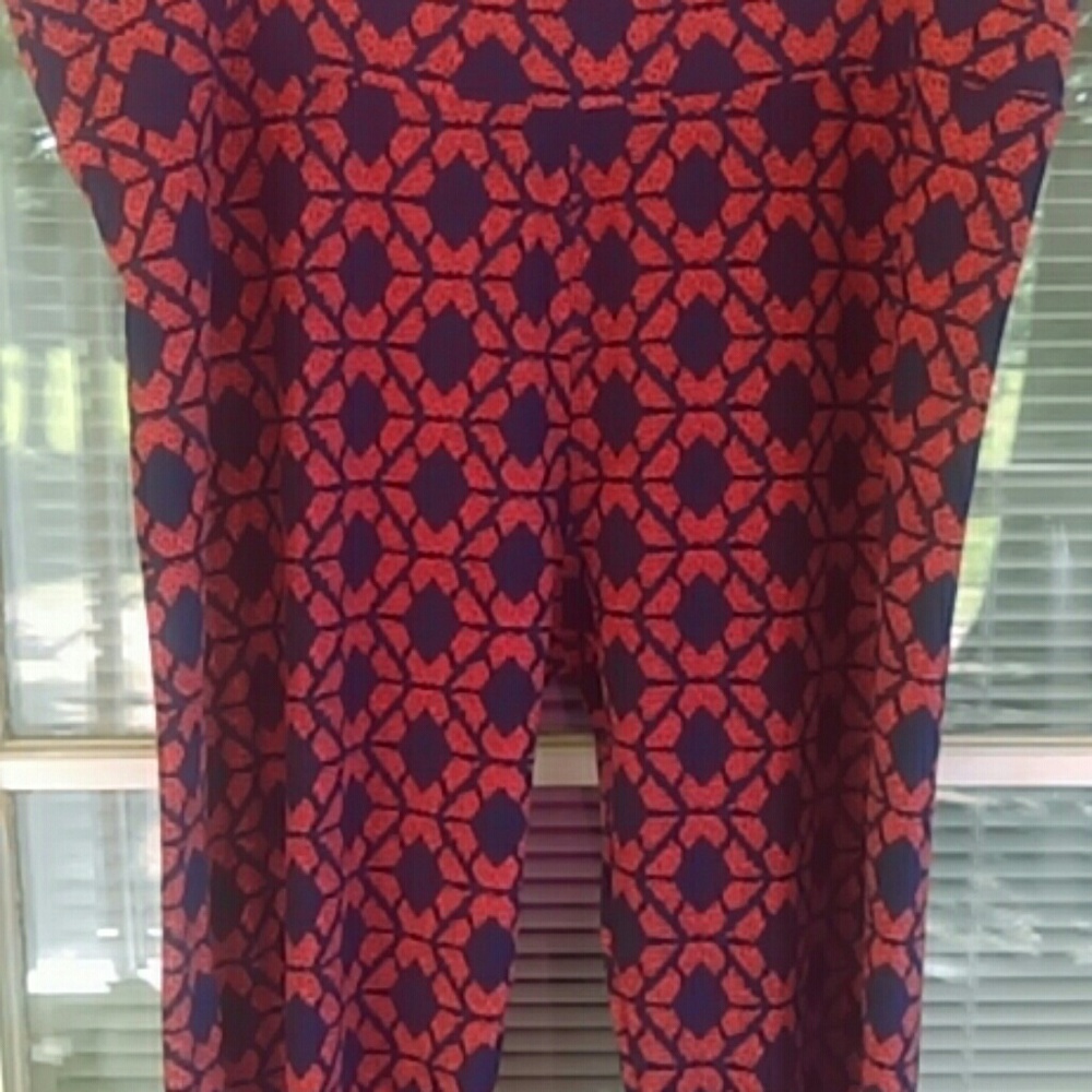 BNWT TC LulaRoe leggings *PRICE FIRM*