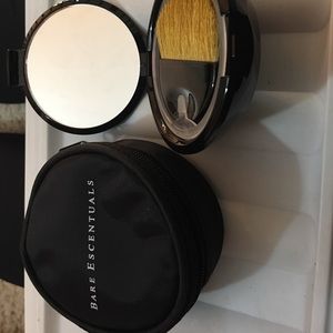Bare Minerals compact and case
