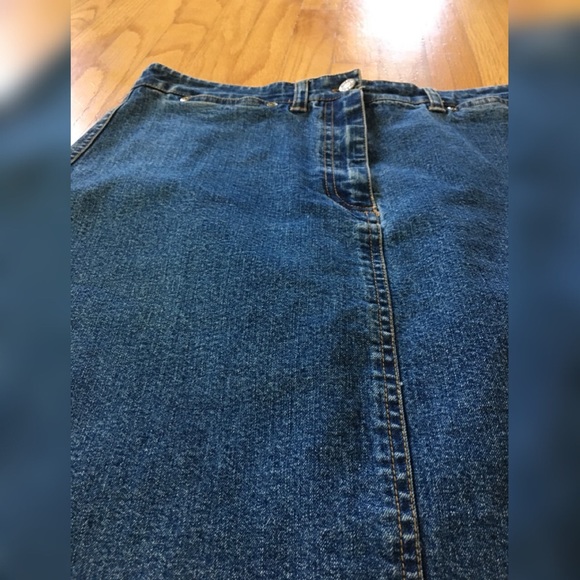 Vintage jean skirt - Picture 3 of 6
