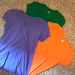 Pack of v-neck tees