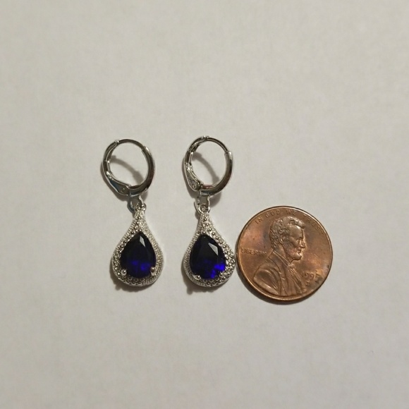 JUST ARRIVED!! Silver Blue Sapphire Earrings - Picture 4 of 4