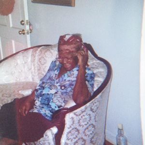 Meet your Posher, Janet