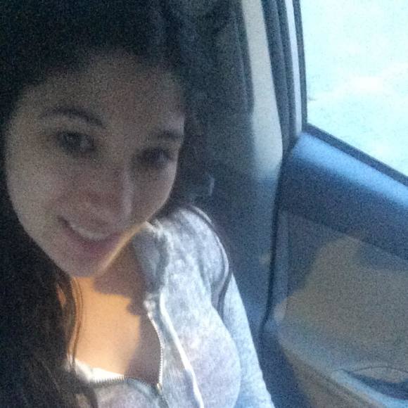 Meet your Posher, Ashley - Picture 1 of 1