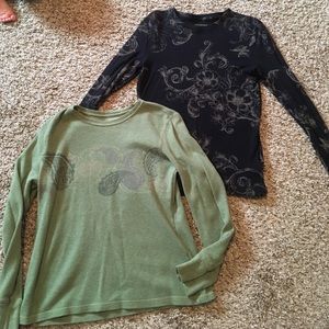 💕2 Sonoma Brand Long Sleeve Shirts. Sizes M and S