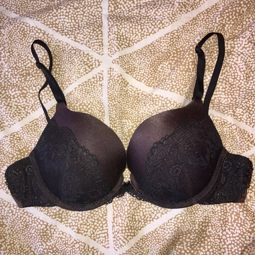 DKNY Push up bra (2 cup sizes)