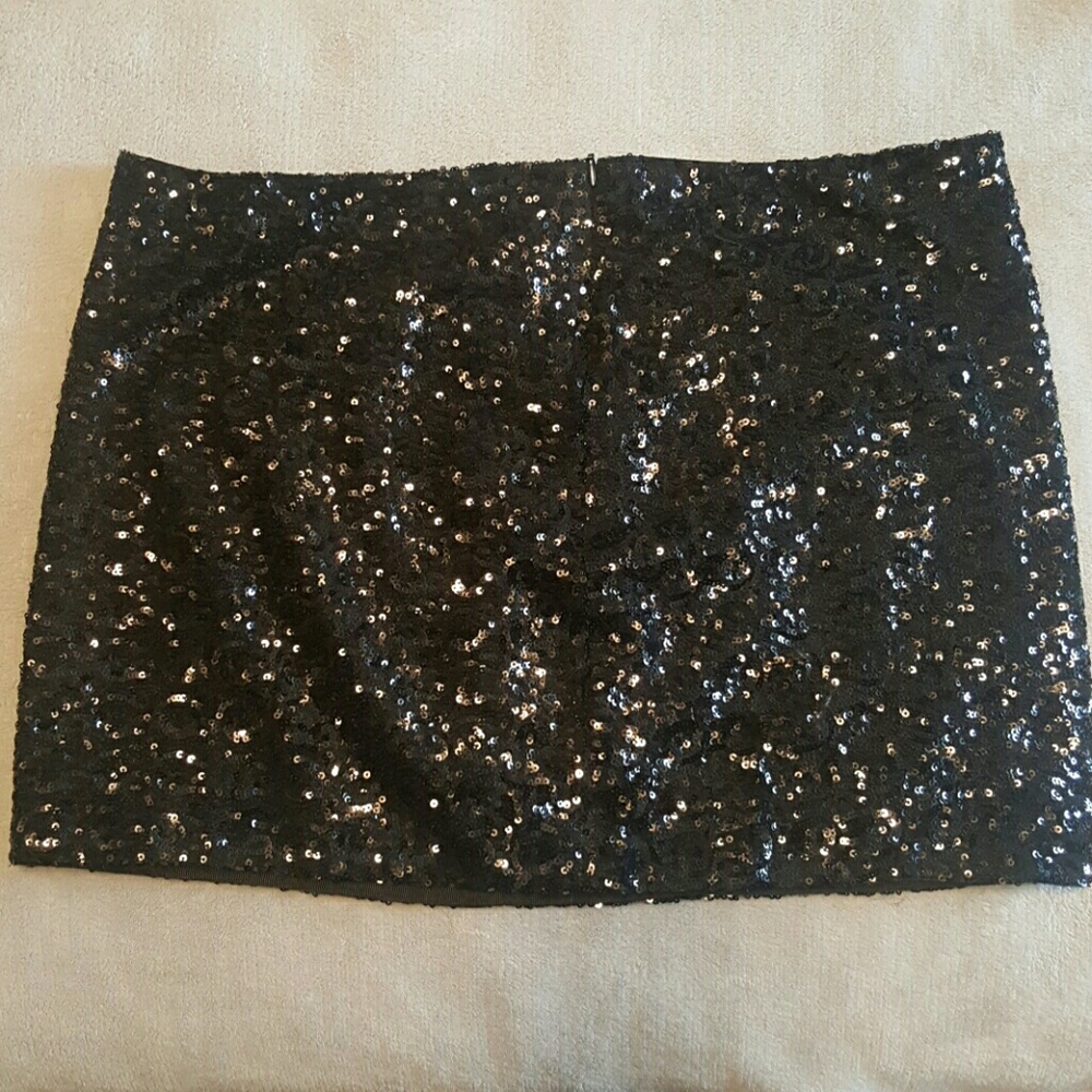 Black sequin mini skirt - boutique find!
