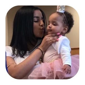 Meet your Posher, Ana