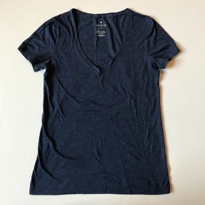 Favorite soft tee American eagle