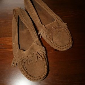 Minnetonka Fringe Moccasin Flats