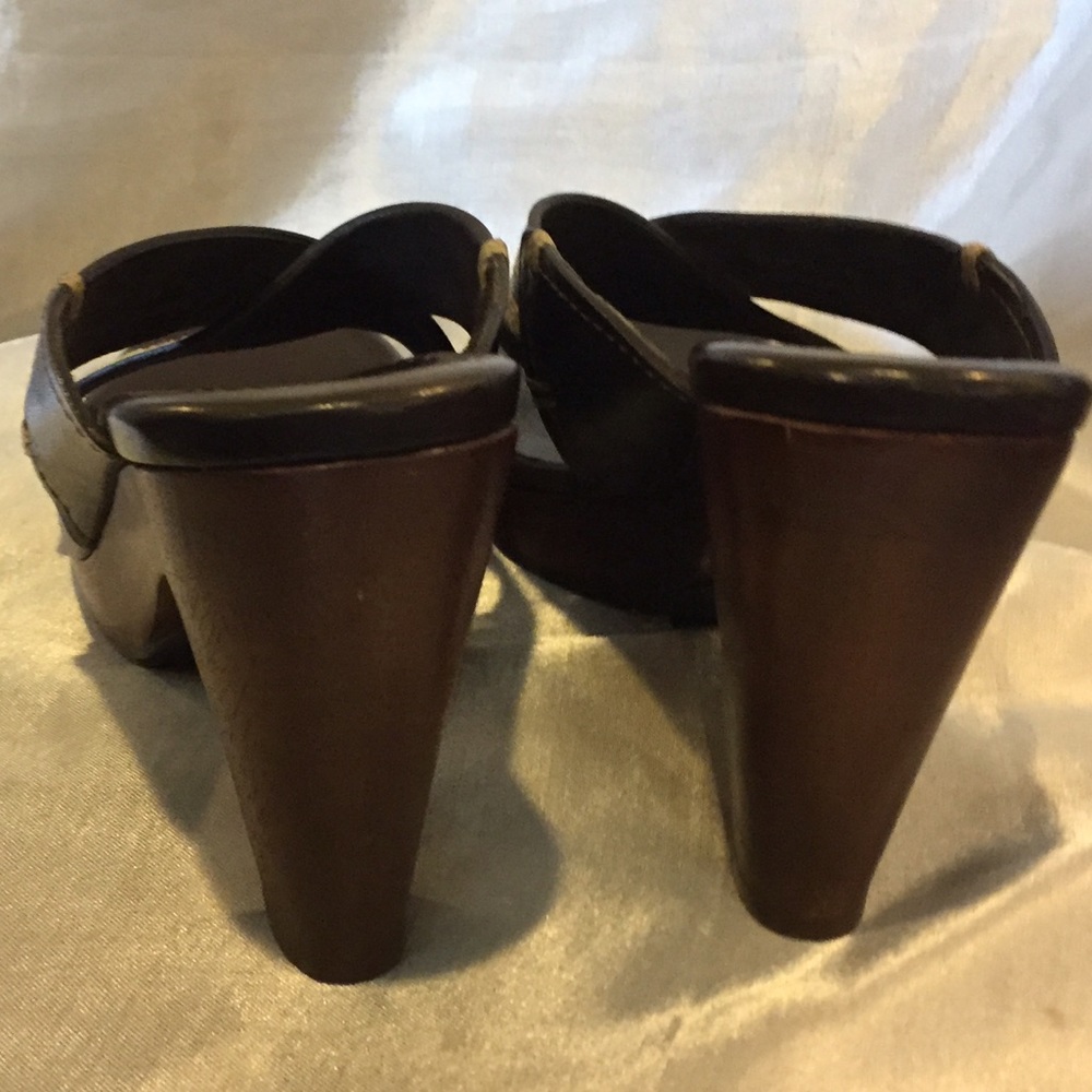 ❎sold❎ Haan Brown and tan  Sandals Size 7 - Picture 4 of 8
