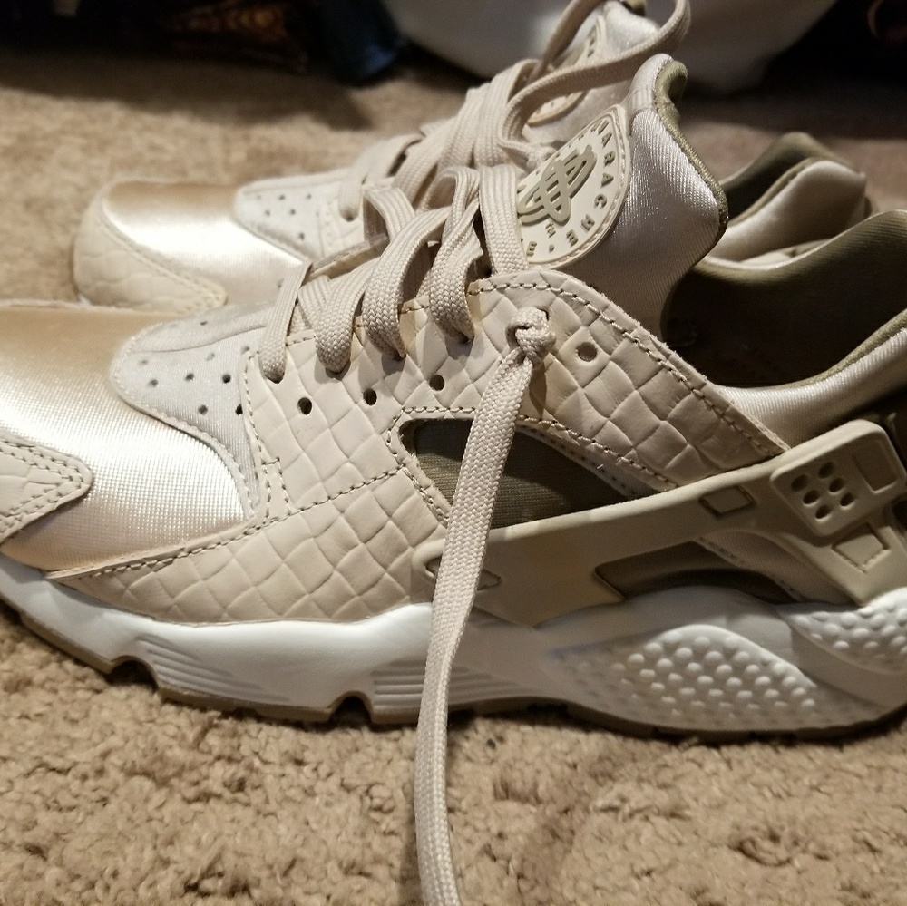 Nike Haurache