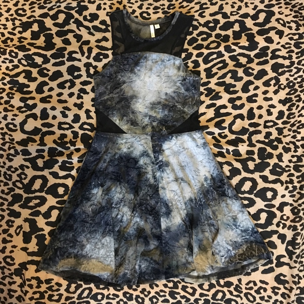 Frenchi Mesh Panel Velvet cut-out skater dress
