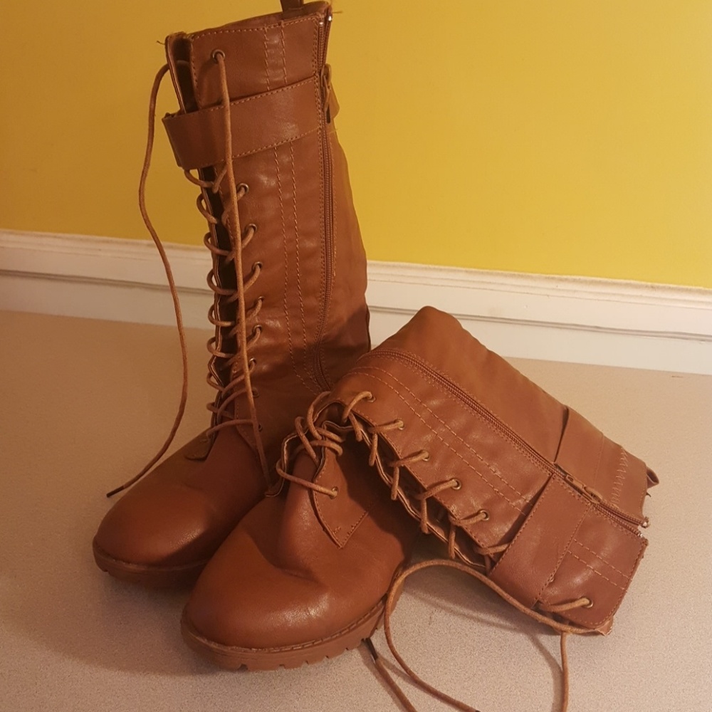 Combat boots
