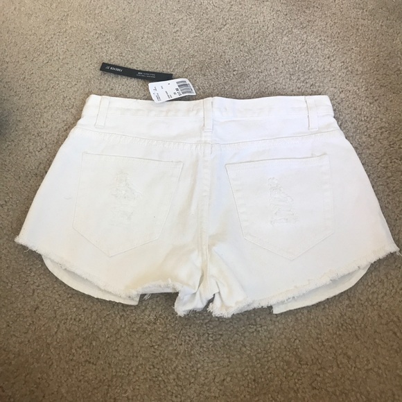 Forever 21 Shorts - White high waisted shorts 28 Forever 21 Shorts - White high waisted shorts 28