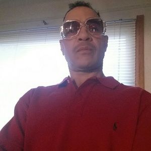 Meet your Posher, Leon