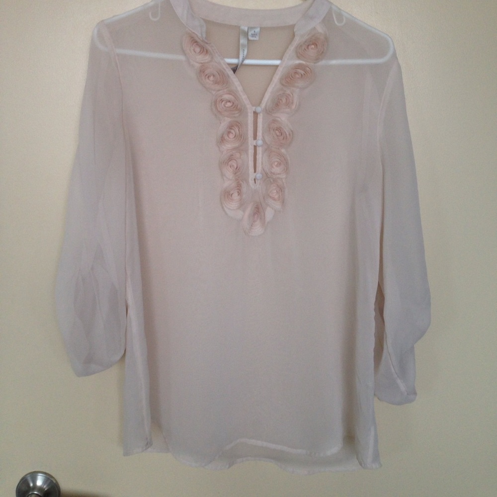 SOLD- Lauren Conrad blouse