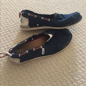 Navy Toms Shoes