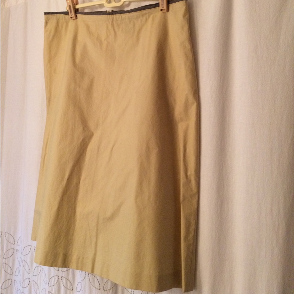 Lightweight skirt