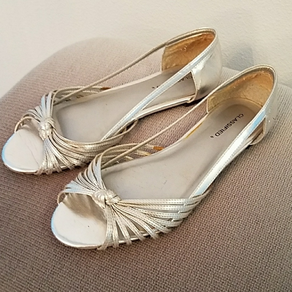Knotted Silver Flats