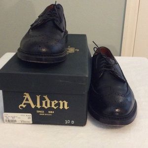 Alden Long Wing Boucher