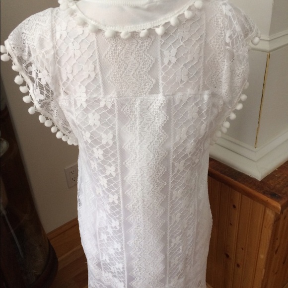 Women's Sleeveless Dress - Picture 7 of 7