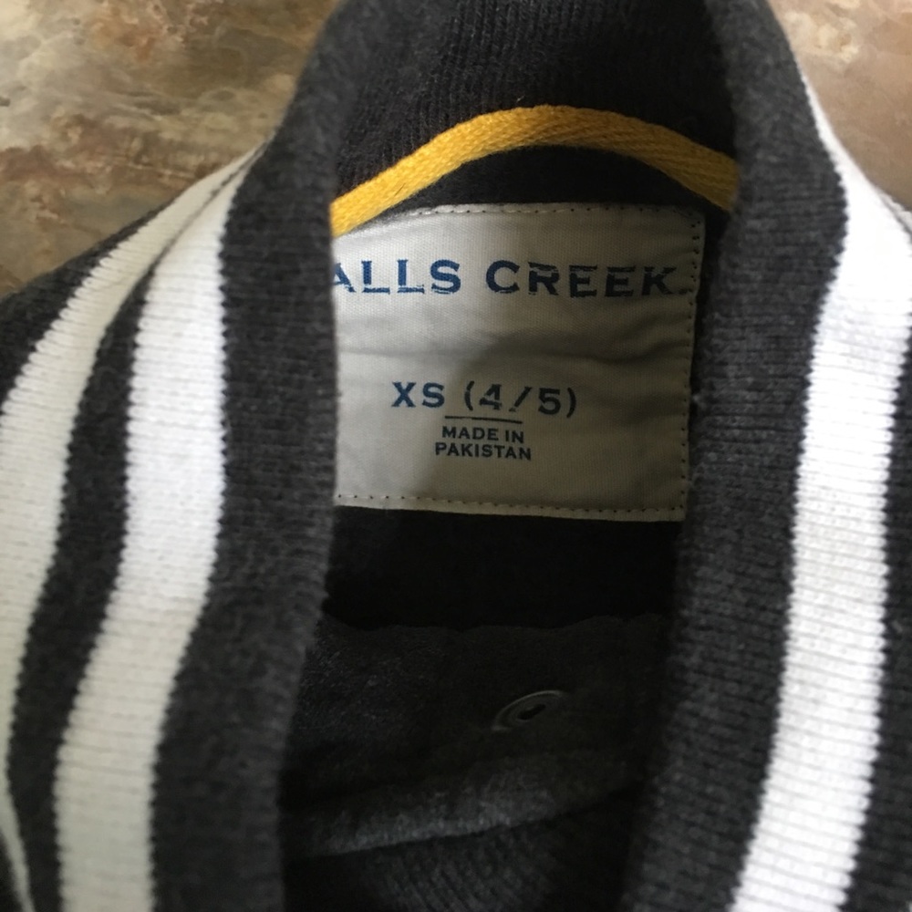 Boys 🏈varsity button 🏈 down jacket - Picture 3 of 6