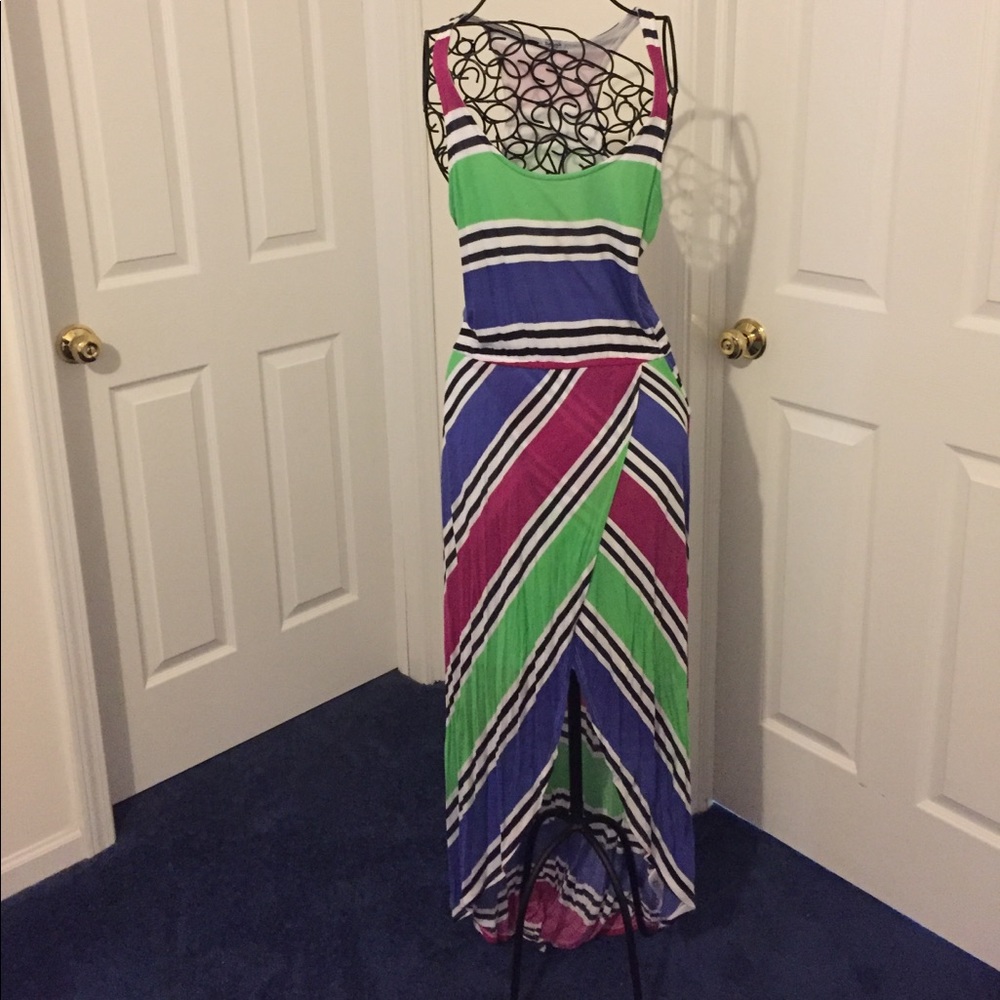 Splendid Maxi Dress with slit in front