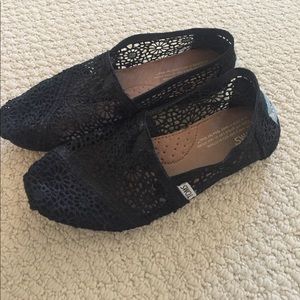 Black Lace TOMs
