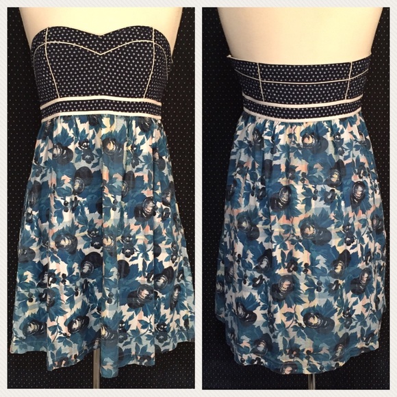 Urban Outfitters Dresses & Skirts - Kimchi Blue Strapless Dress Urban Outfitters Sz 8