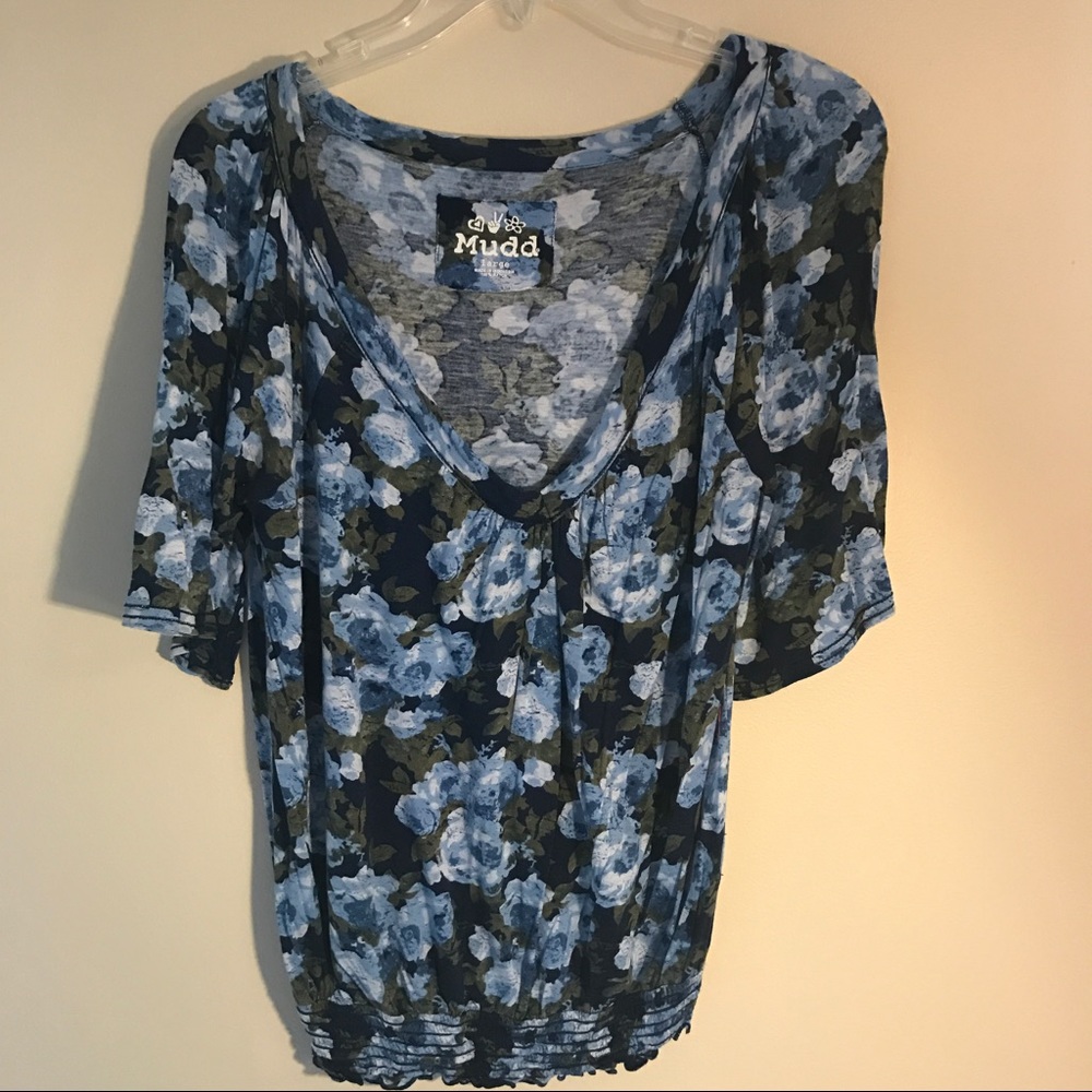 Mudd flower patterned top