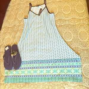 Cute summer dress or cover-up.