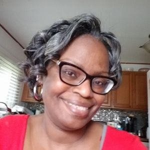 Meet your Posher, Cynthia